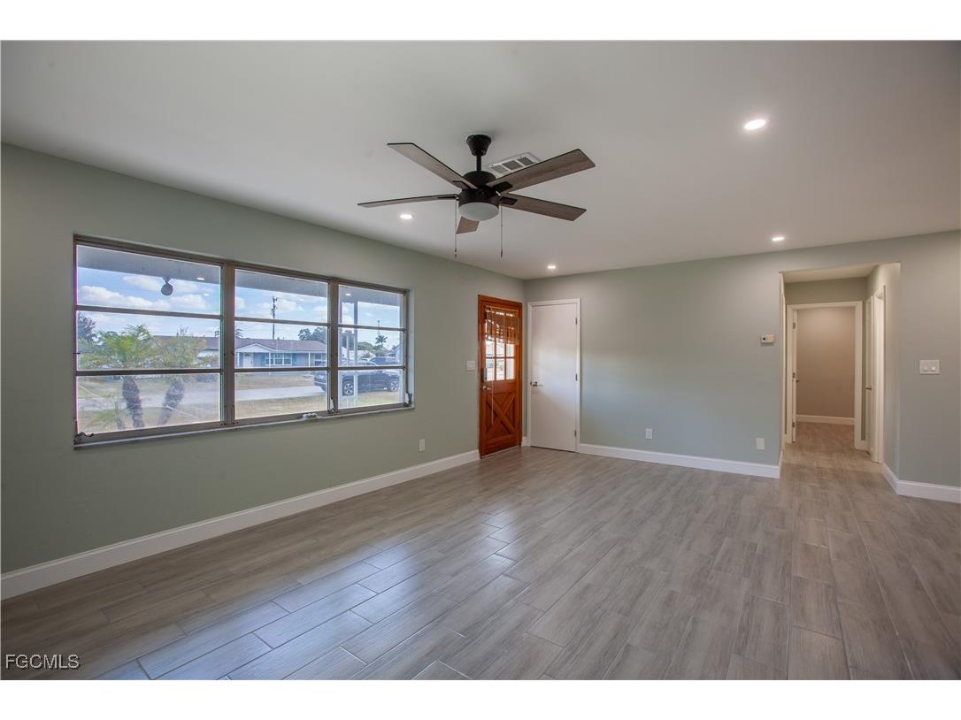 348 Crestwood Avenue Lehigh Acres FL 33936 2025023664 image9