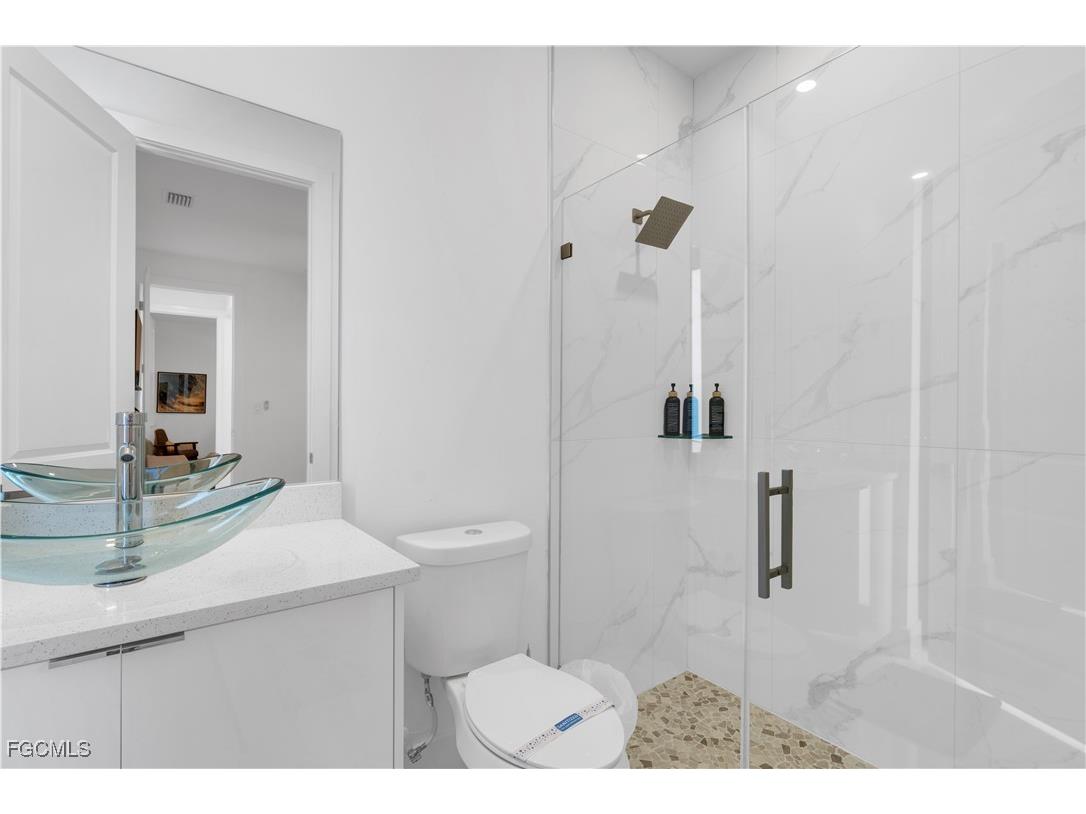 348 El Dorado Boulevard S Cape Coral FL 33991 2026003680 image22
