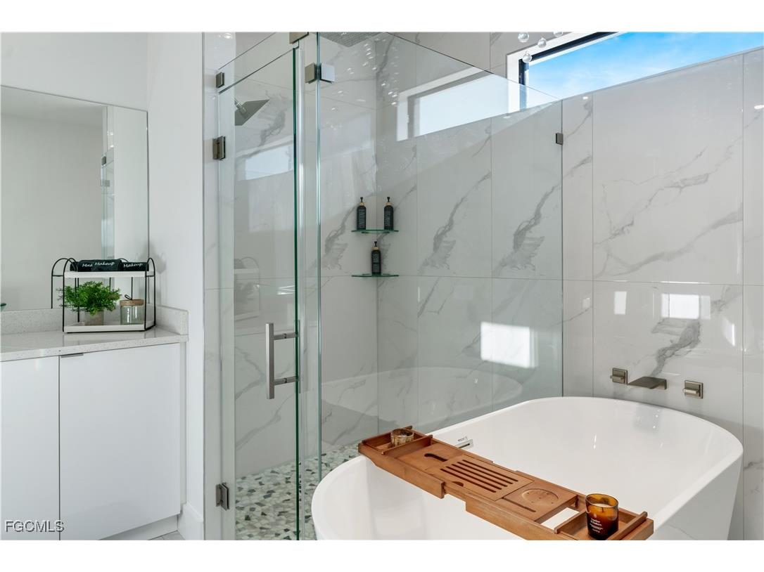 348 El Dorado Boulevard S Cape Coral FL 33991 2026003680 image30