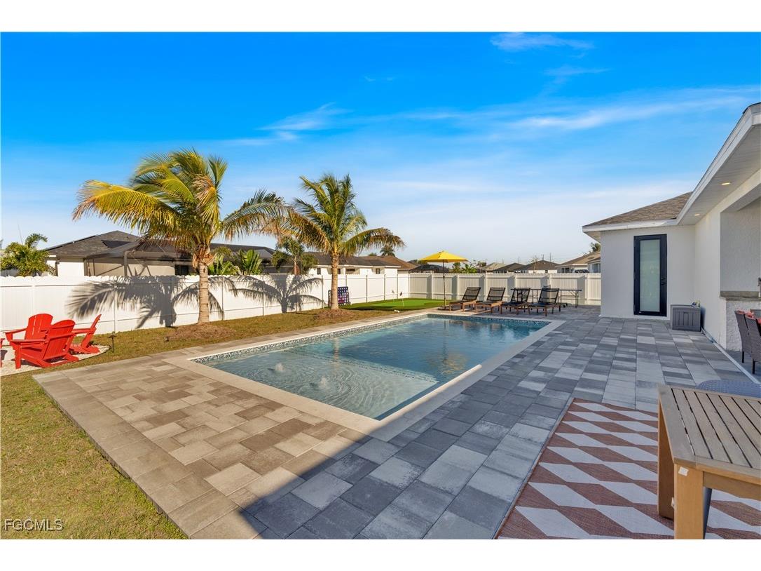 348 El Dorado Boulevard S Cape Coral FL 33991 2026003680 image41