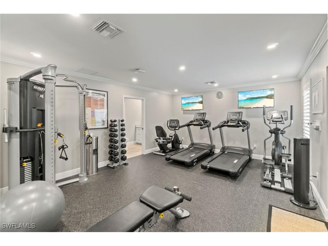 3483 Gulf Shore Boulevard N #105 Naples FL 34103 225076501 image30