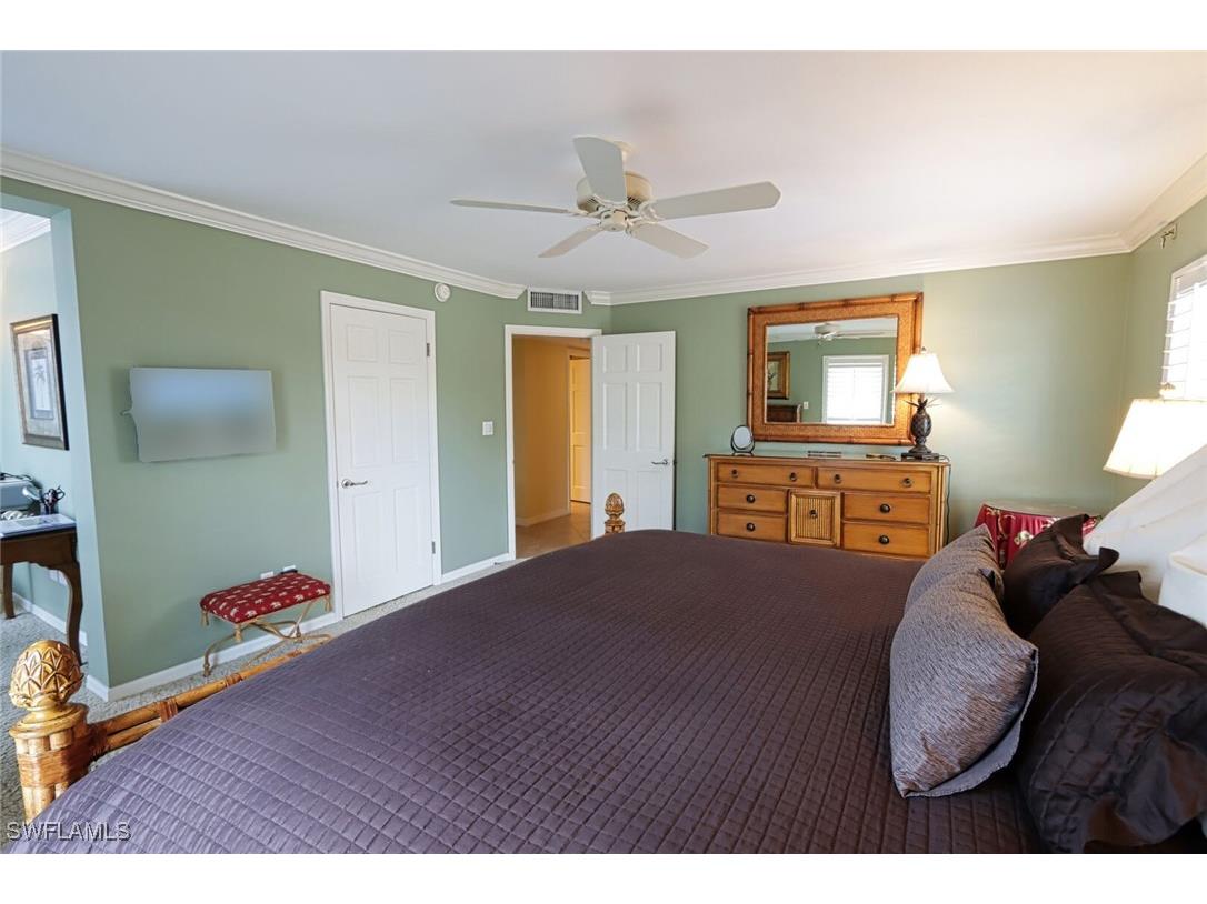 3483 Gulf Shore Boulevard N #105 Naples FL 34103 225080221 image8