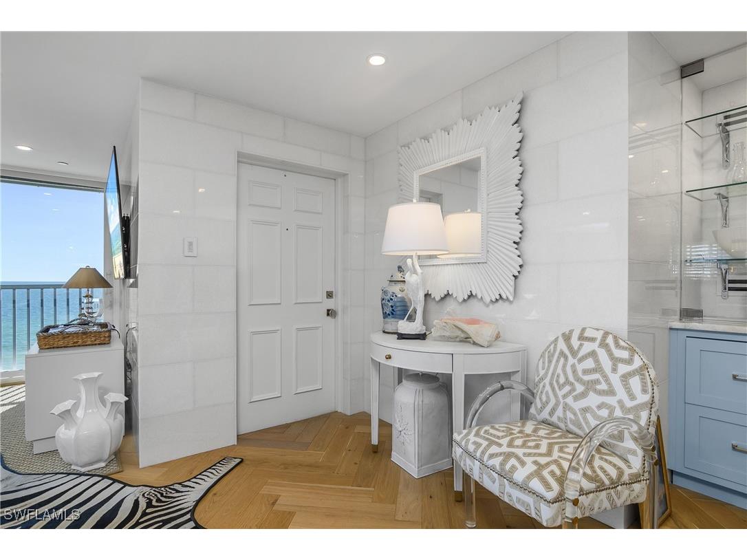 3483 Gulf Shore Boulevard N #502 Naples FL 34103 225074462 image6