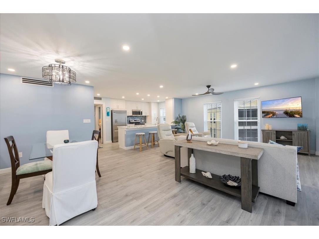 3483 Gulf Shore Boulevard N #604 Naples FL 34103 225069241 image4