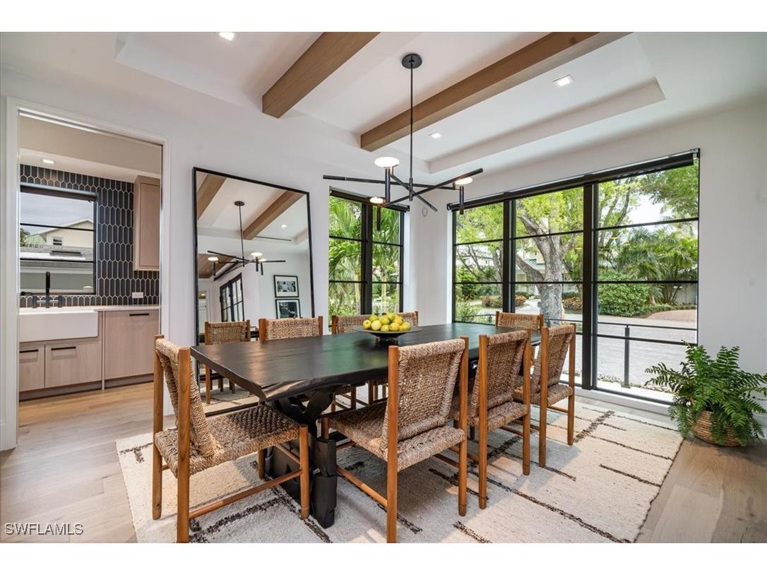 349 2nd Avenue N Naples FL 34102 225077098 image17