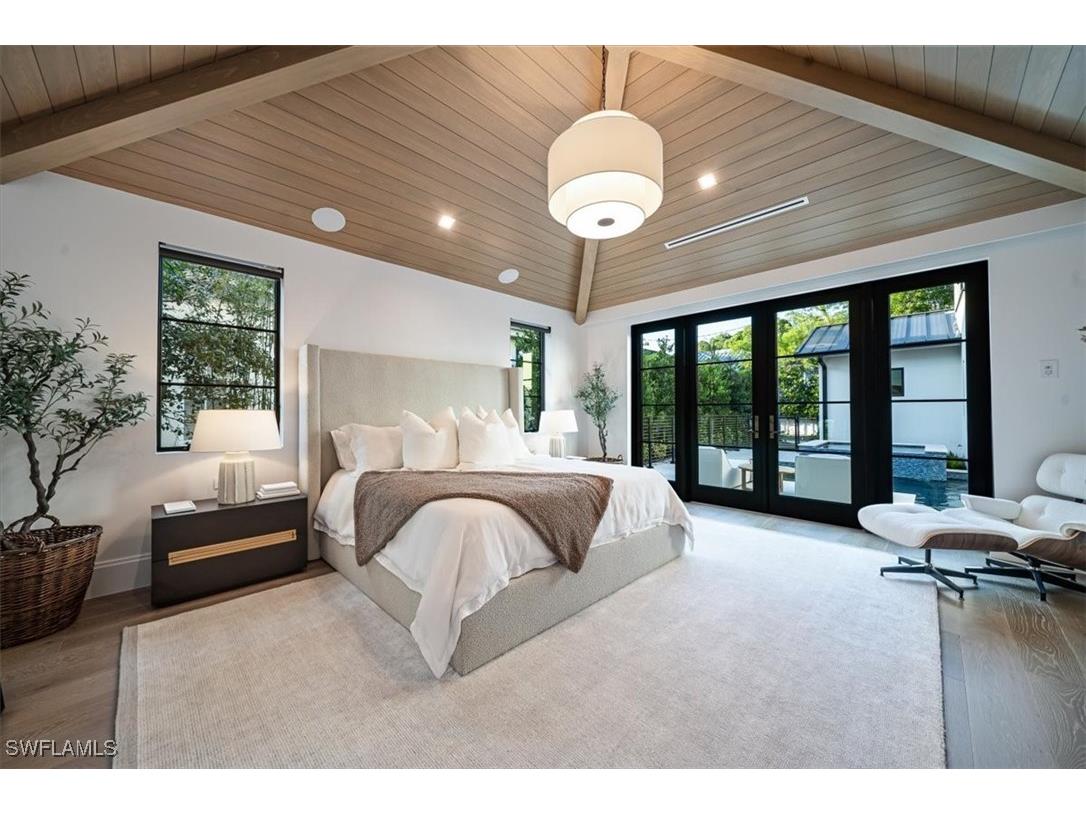 349 2nd Avenue N Naples FL 34102 225077098 image22