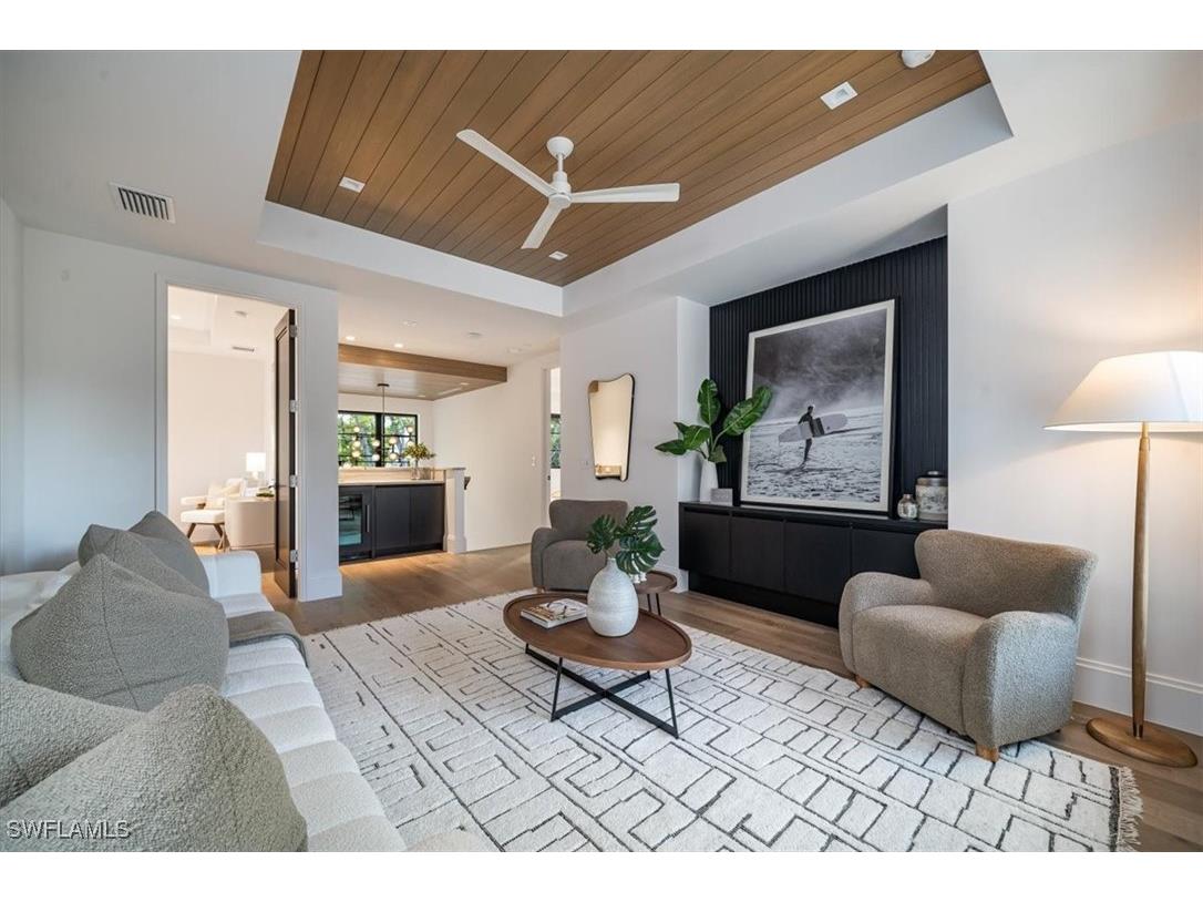 349 2nd Avenue N Naples FL 34102 225077098 image27