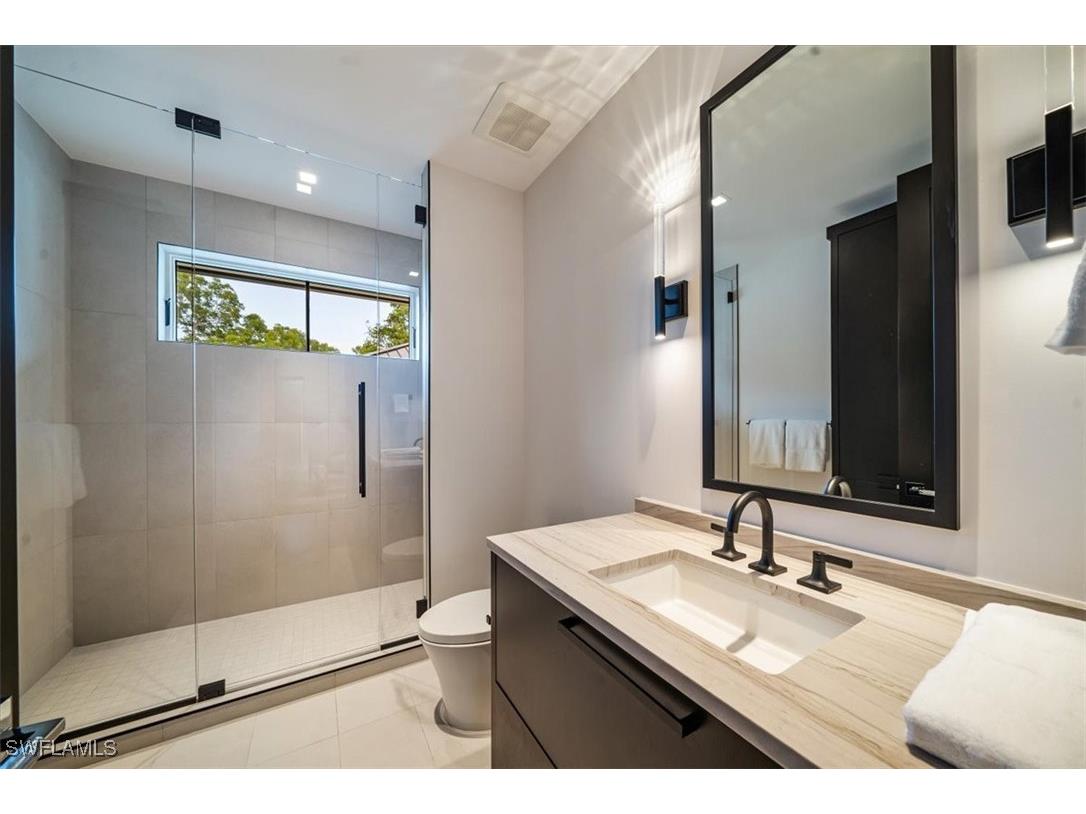 349 2nd Avenue N Naples FL 34102 225077098 image29