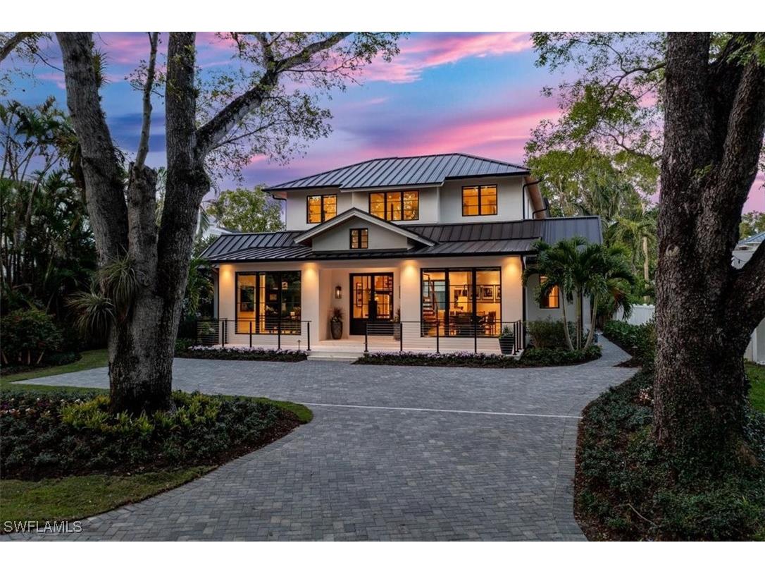 349 2nd Avenue N Naples FL 34102 225077098 image36