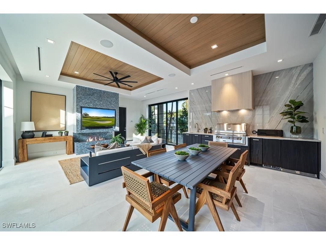 349 2nd Avenue N Naples FL 34102 225077098 image39