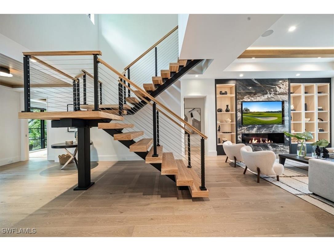 349 2nd Avenue N Naples FL 34102 225077098 image6