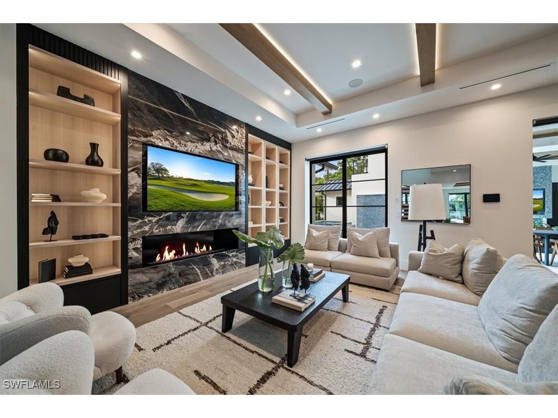 349 2nd Avenue N Naples FL 34102 225077098 image7