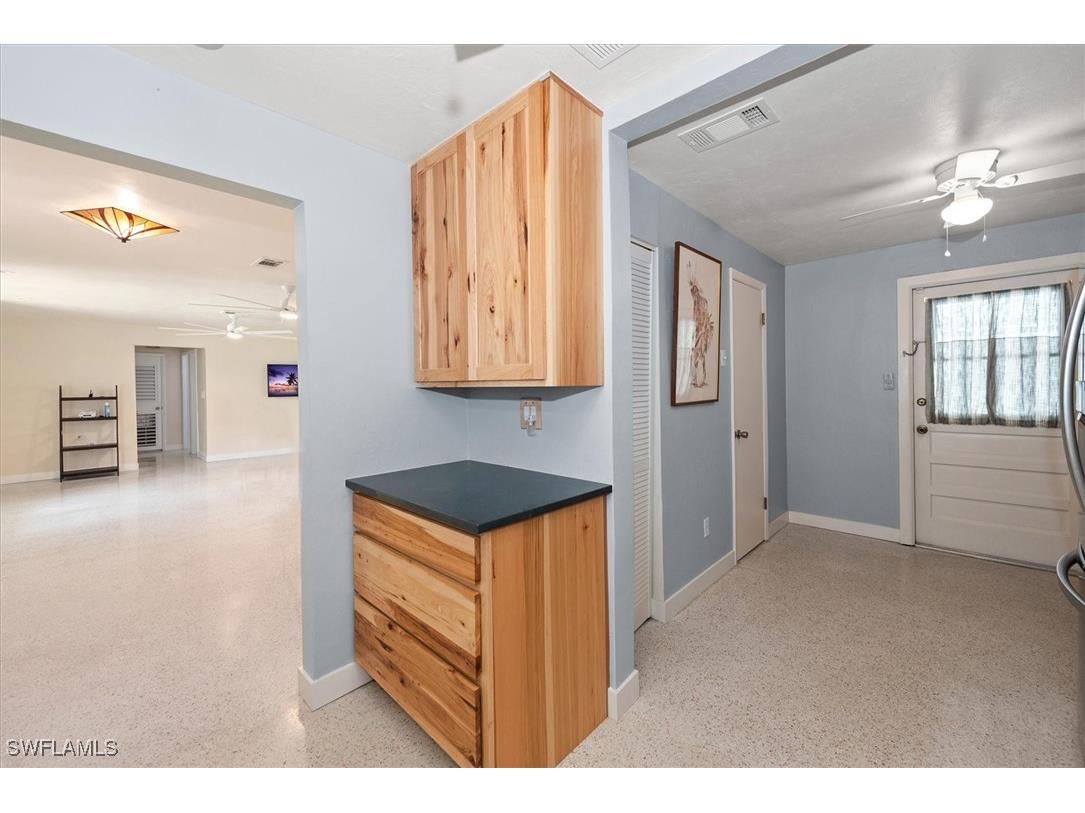 349 Coral Drive Fort Myers FL 33905 224094258 image18
