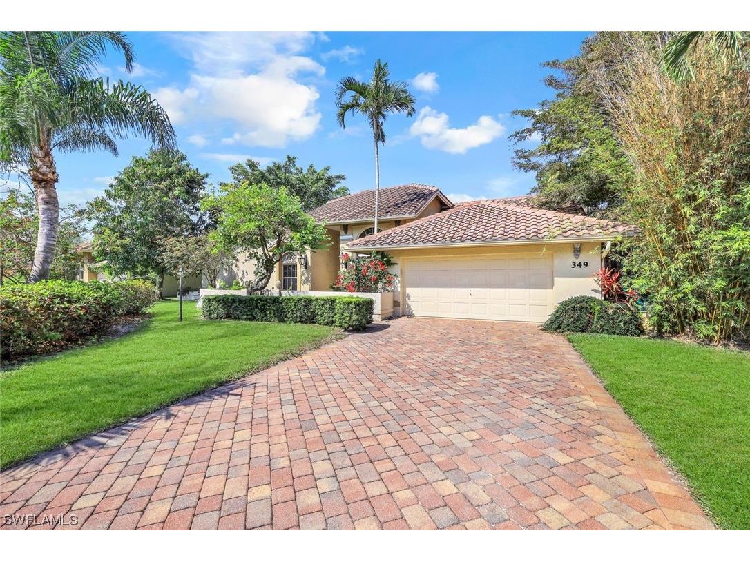349 Henley Drive Naples FL 34104 223026822 image1