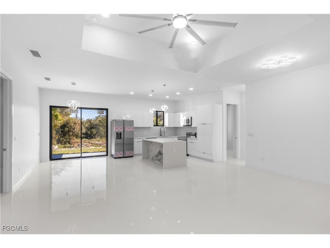 349 Ranchito Avenue Lehigh Acres FL 33974 2026002073 image12