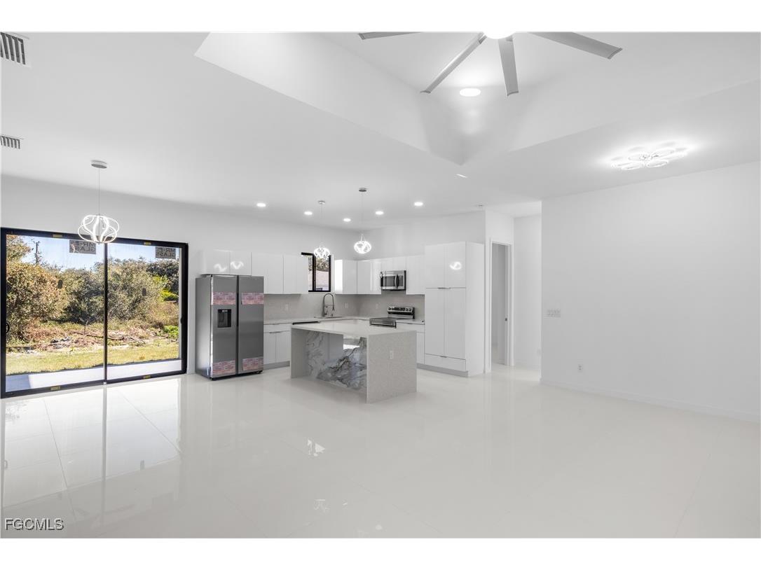 349 Ranchito Avenue Lehigh Acres FL 33974 2026002073 image13