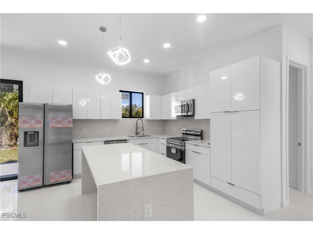 349 Ranchito Avenue Lehigh Acres FL 33974 2026002073 image16