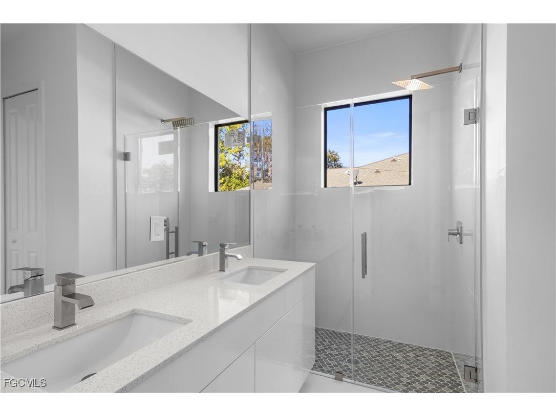 349 Ranchito Avenue Lehigh Acres FL 33974 2026002073 image28