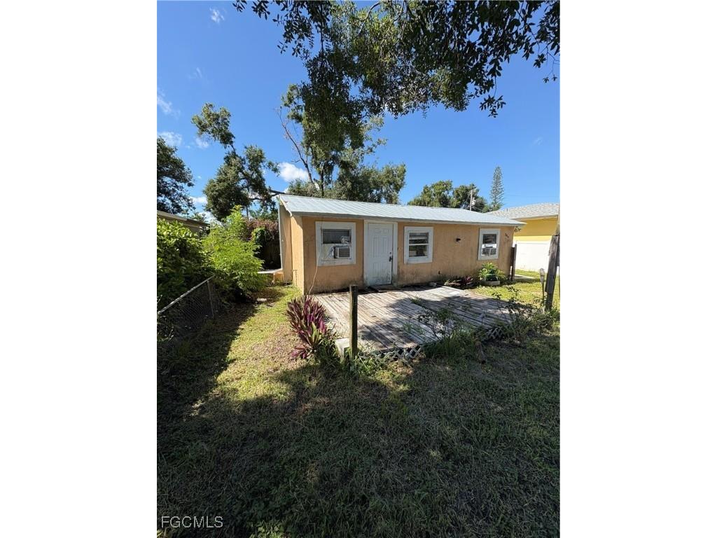 349 San Diego Street North Fort Myers FL 33903 2025003031 image1