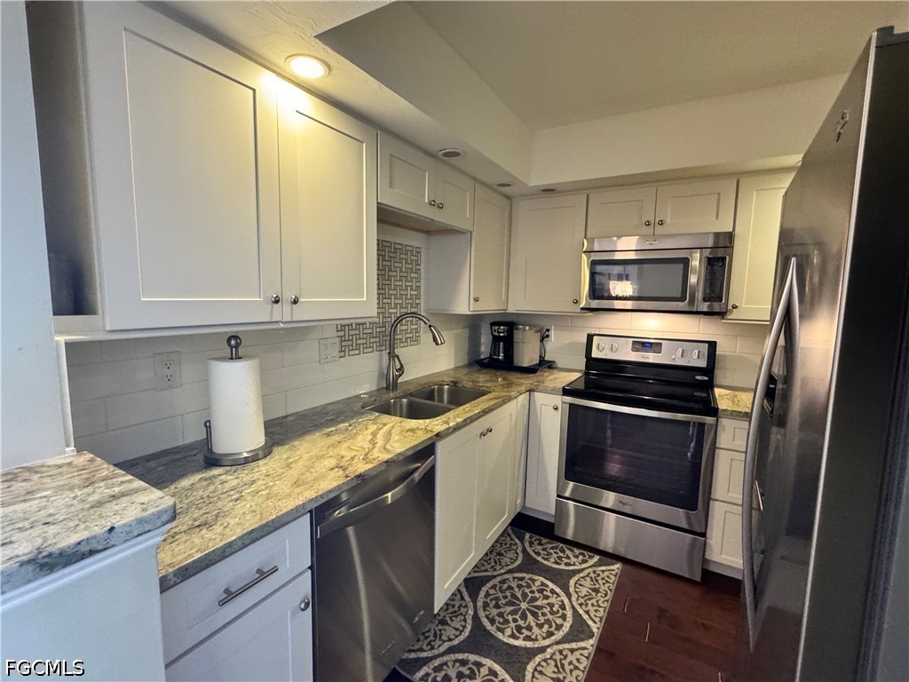 3490 N Key Drive #203 North Fort Myers FL 33903 2026021610 image5