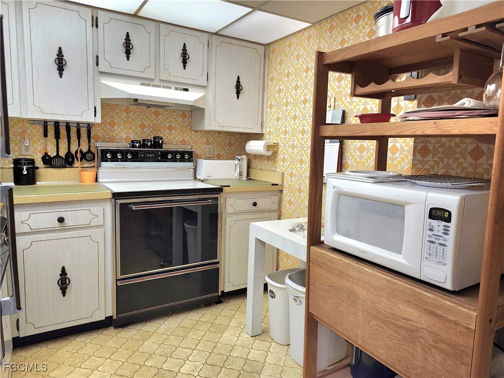 3490 N Key Drive #403 North Fort Myers FL 33903 2025017930 image16