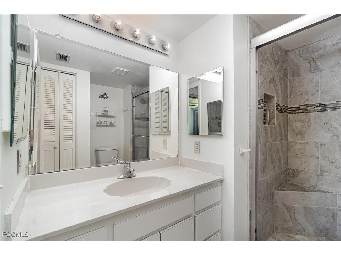 3490 N Key Drive #C210 North Fort Myers FL 33903 225063417 image18