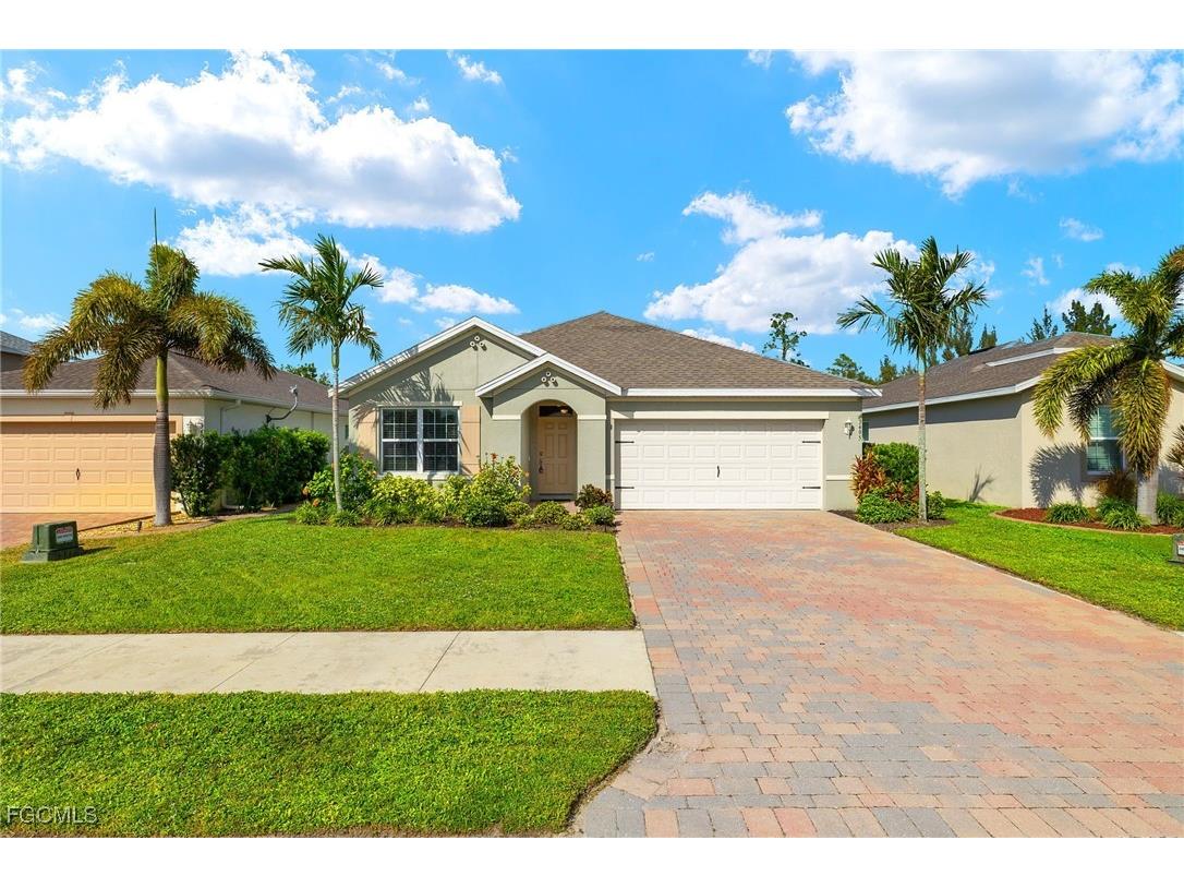 3495 Acapulco Circle Cape Coral FL 33909 2025002474 image2