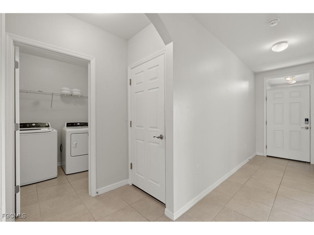 3495 Acapulco Circle Cape Coral FL 33909 2025002474 image23