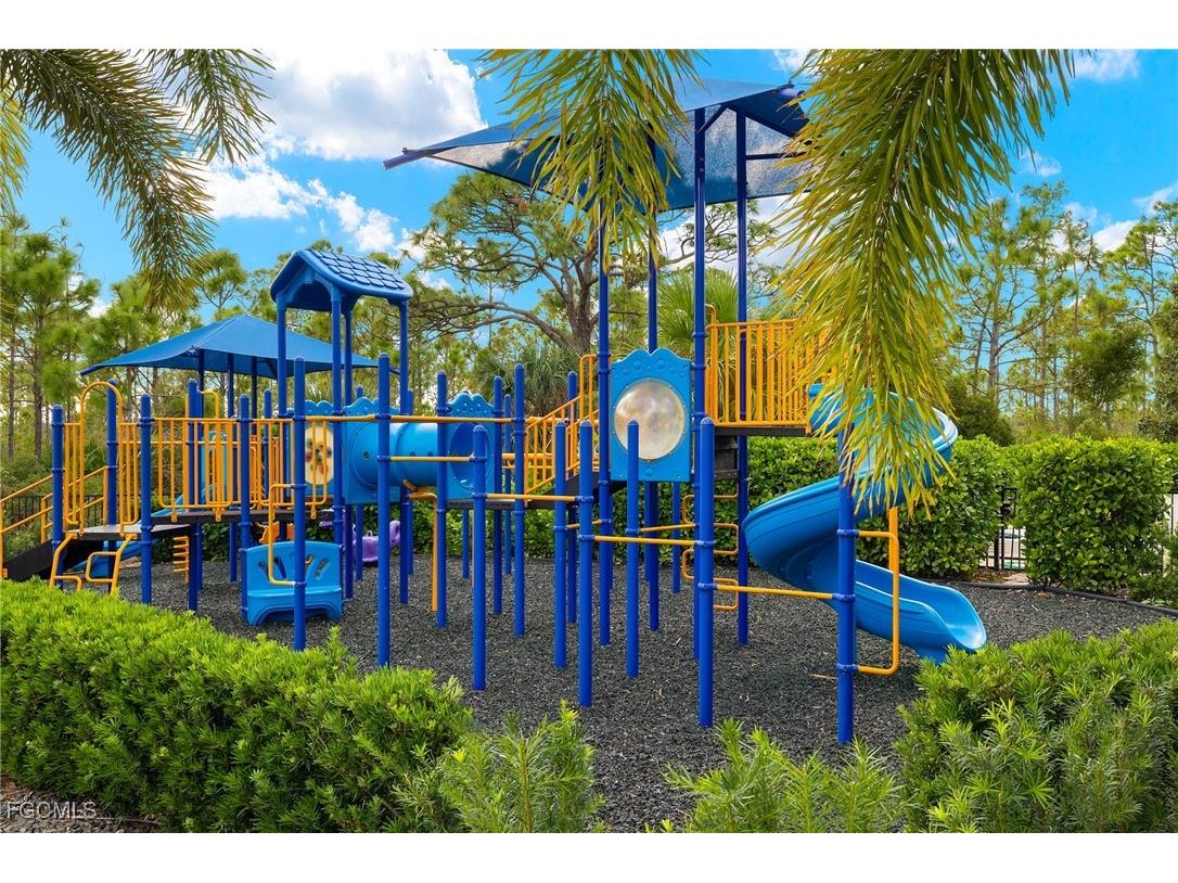 3495 Acapulco Circle Cape Coral FL 33909 2025002474 image27