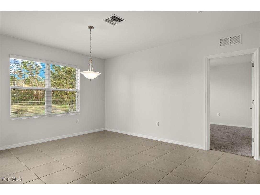 3495 Acapulco Circle Cape Coral FL 33909 2025002474 image3