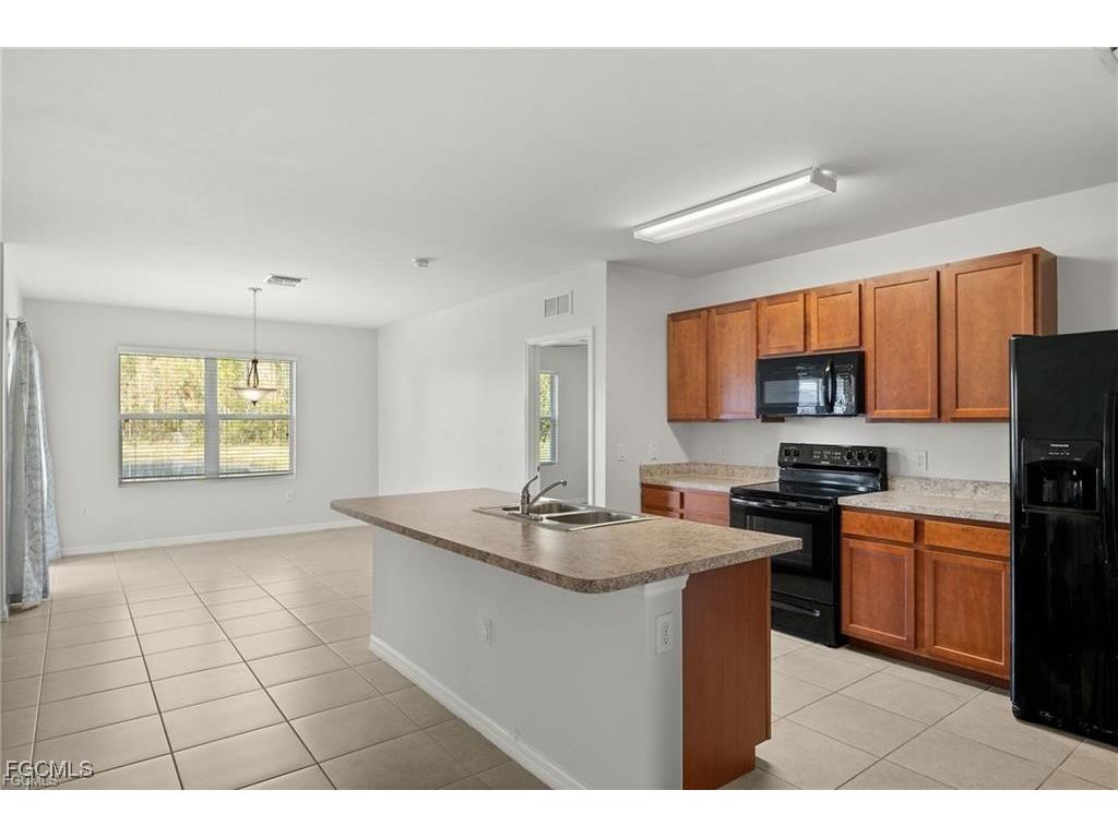 3495 Acapulco Circle Cape Coral FL 33909 2025004509 image5