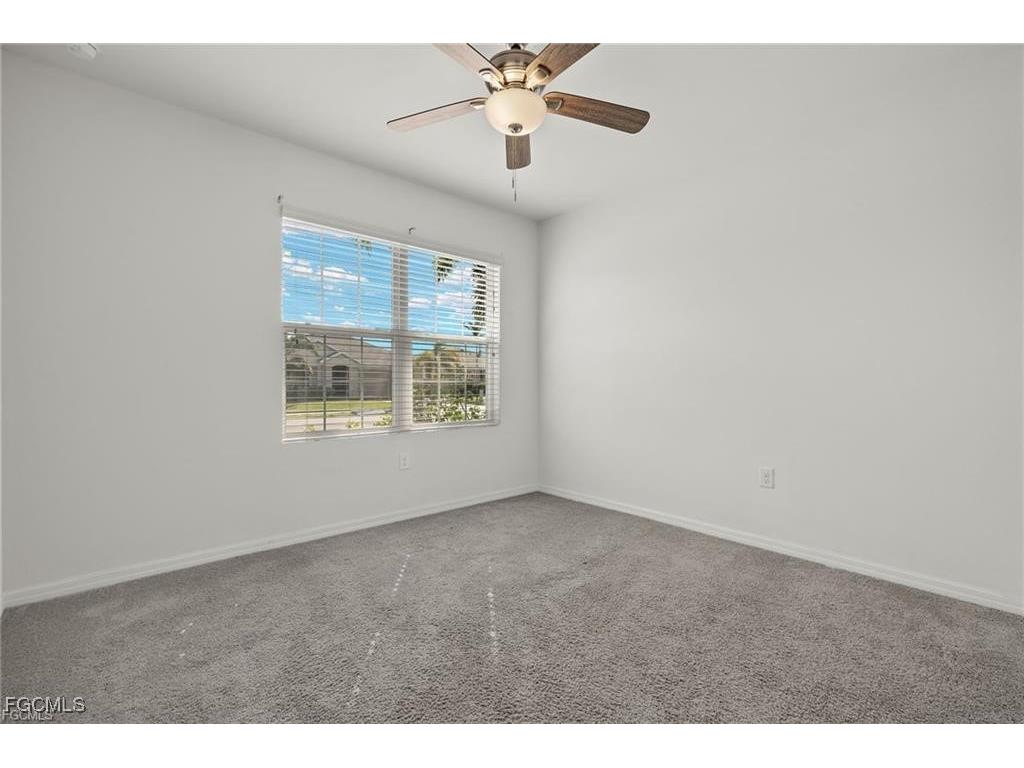 3495 Acapulco Circle Cape Coral FL 33909 2025004509 image9