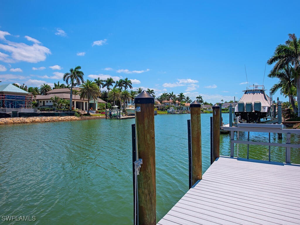 3495 Gin Lane Naples FL 34102 225035239 image1