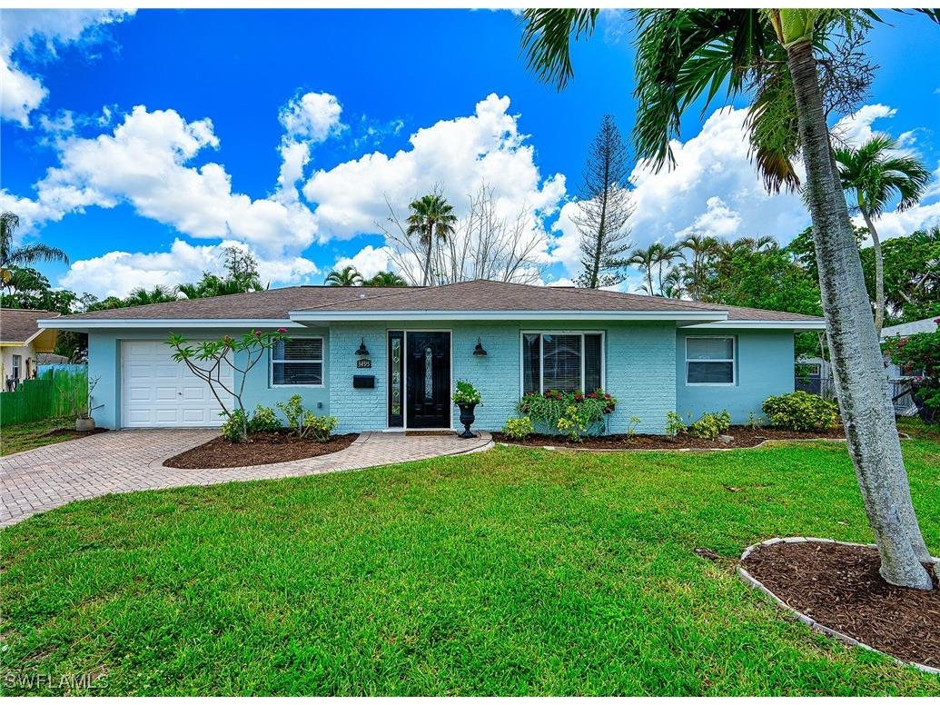3495 Santiago Way Naples FL 34105 223047209 image1