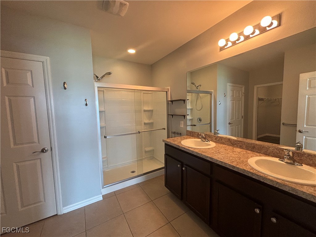 3496 Acapulco Circle Cape Coral FL 33909 2025015765 image12