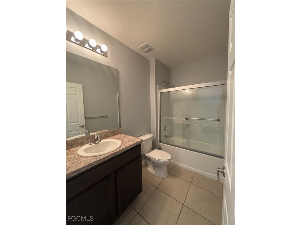 3496 Acapulco Circle Cape Coral FL 33909 2025015765 image3