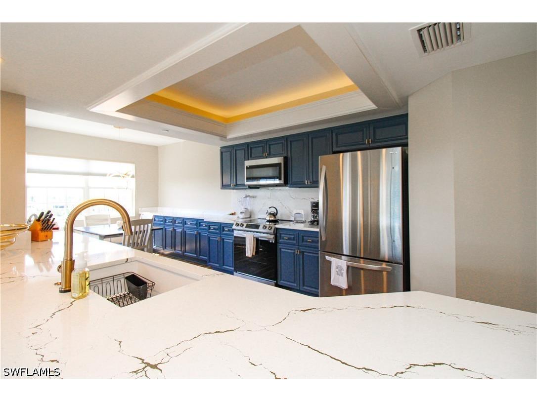 35 Bluebill Avenue #B-702 Naples FL 34108 226015313 image26