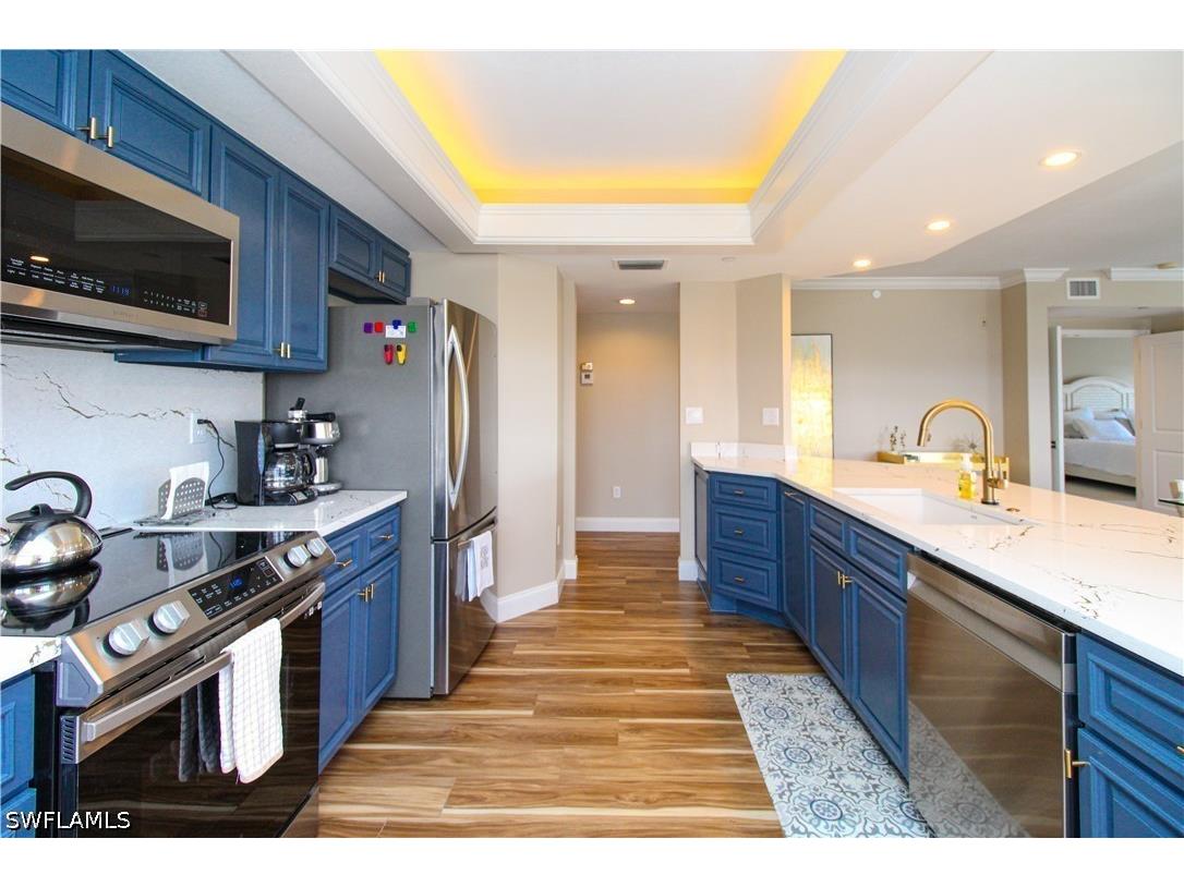 35 Bluebill Avenue #B-702 Naples FL 34108 226015313 image31