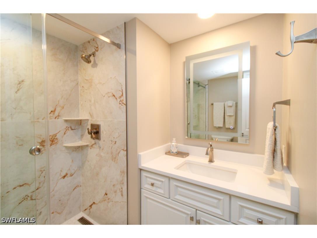 35 Bluebill Avenue #B-702 Naples FL 34108 226015313 image40