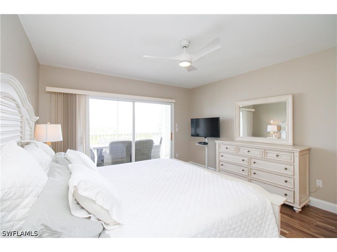 35 Bluebill Avenue #B-702 Naples FL 34108 226015313 image46