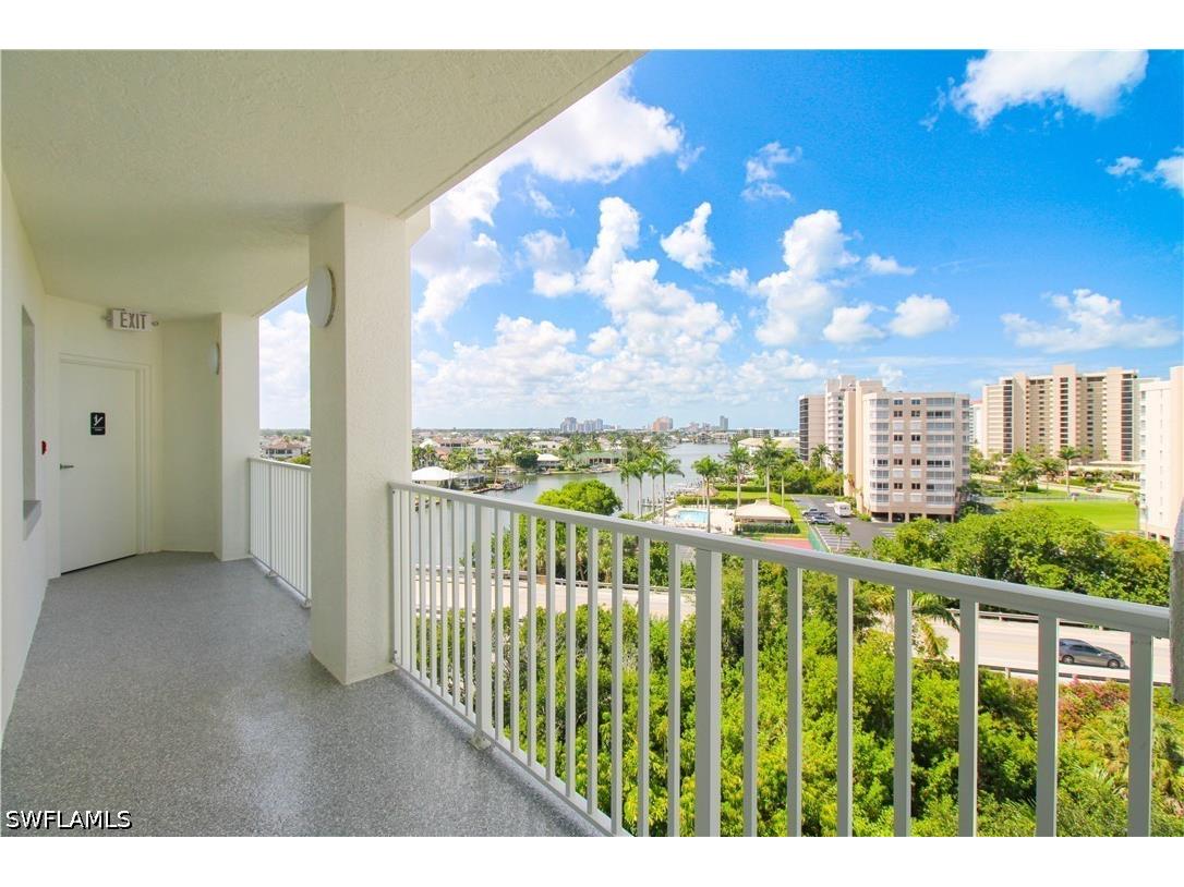 35 Bluebill Avenue #B-702 Naples FL 34108 226015313 image7