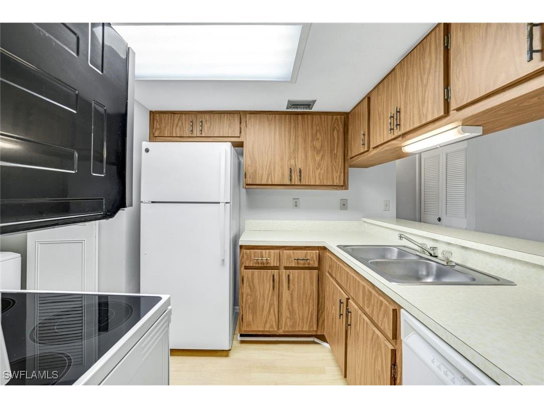 35 Greenbrier Street #6-102 Marco Island FL 34145 225066842 image9