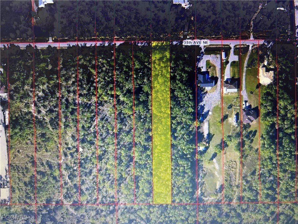 35 NE Avenue Naples FL 34120 2025014336 image1