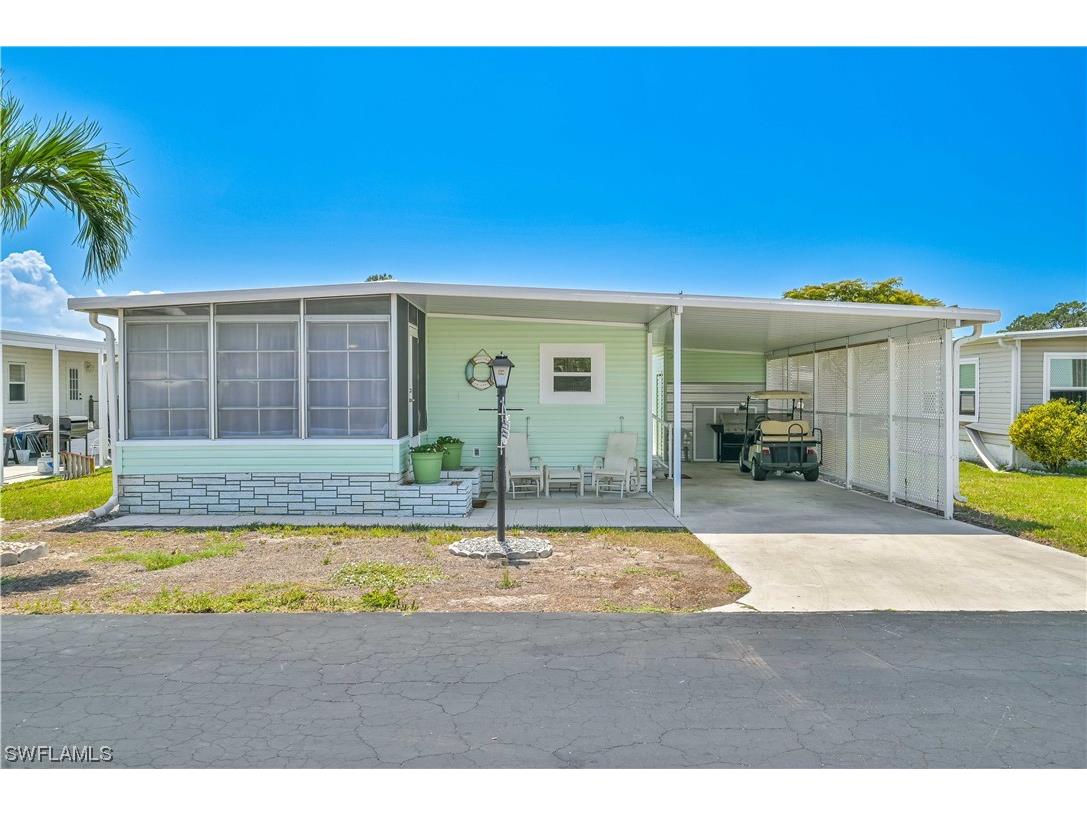 35 Williamsburg Way Fort Myers FL 33908 223025775 image1