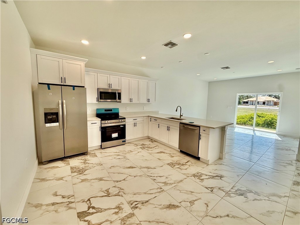 350/352 Pullman Street Lehigh Acres FL 33974 2026021396 image4