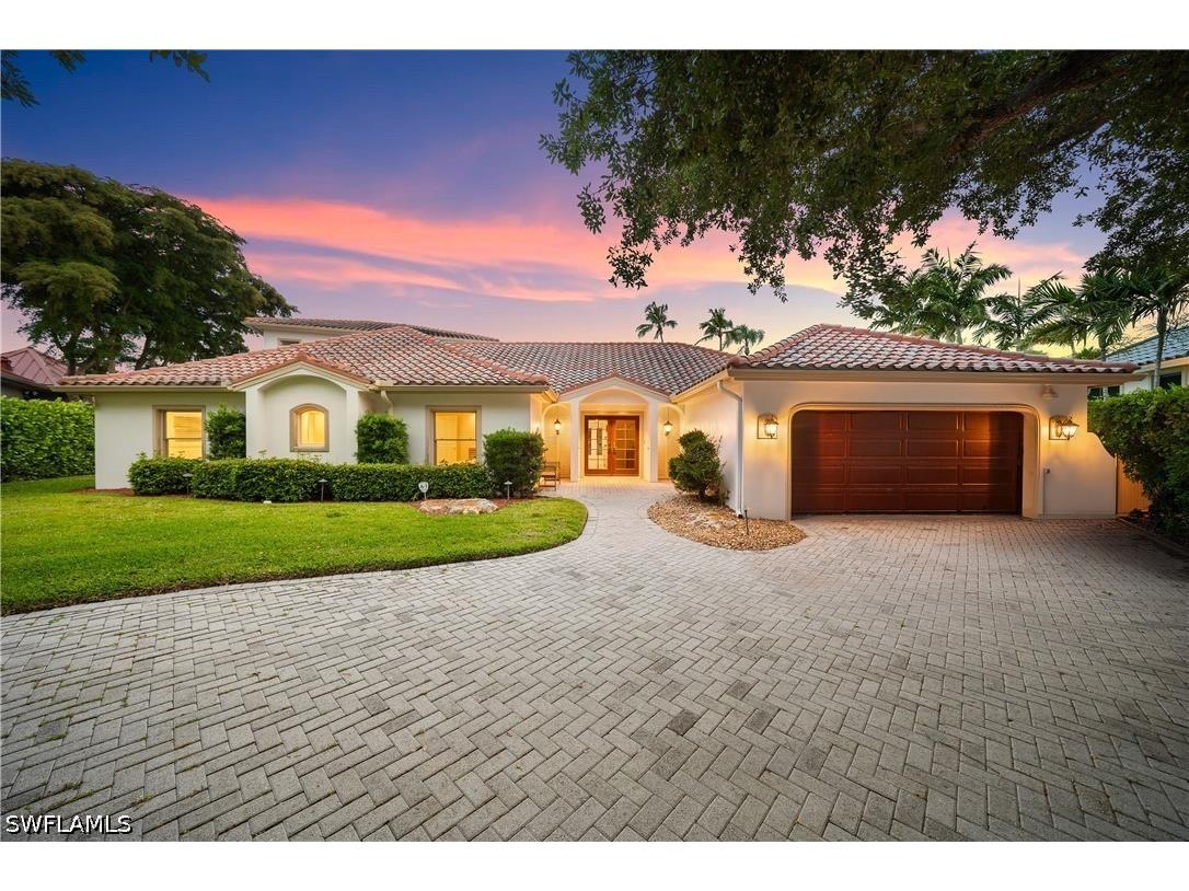 350 Bow Line Bend Naples FL 34103 226019346 image10