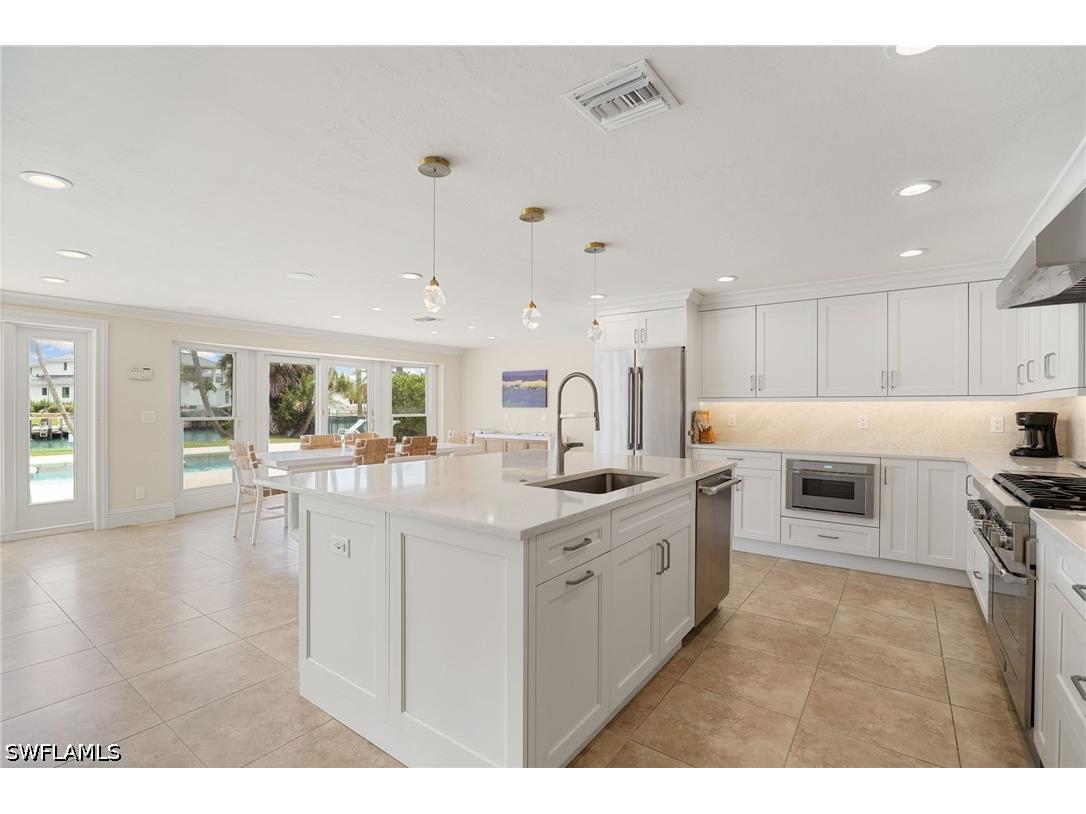 350 Bow Line Bend Naples FL 34103 226019346 image14