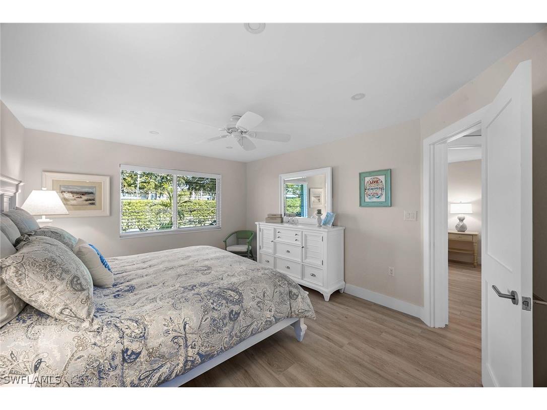 350 Harbour Drive #350 Naples FL 34103 226006977 image14