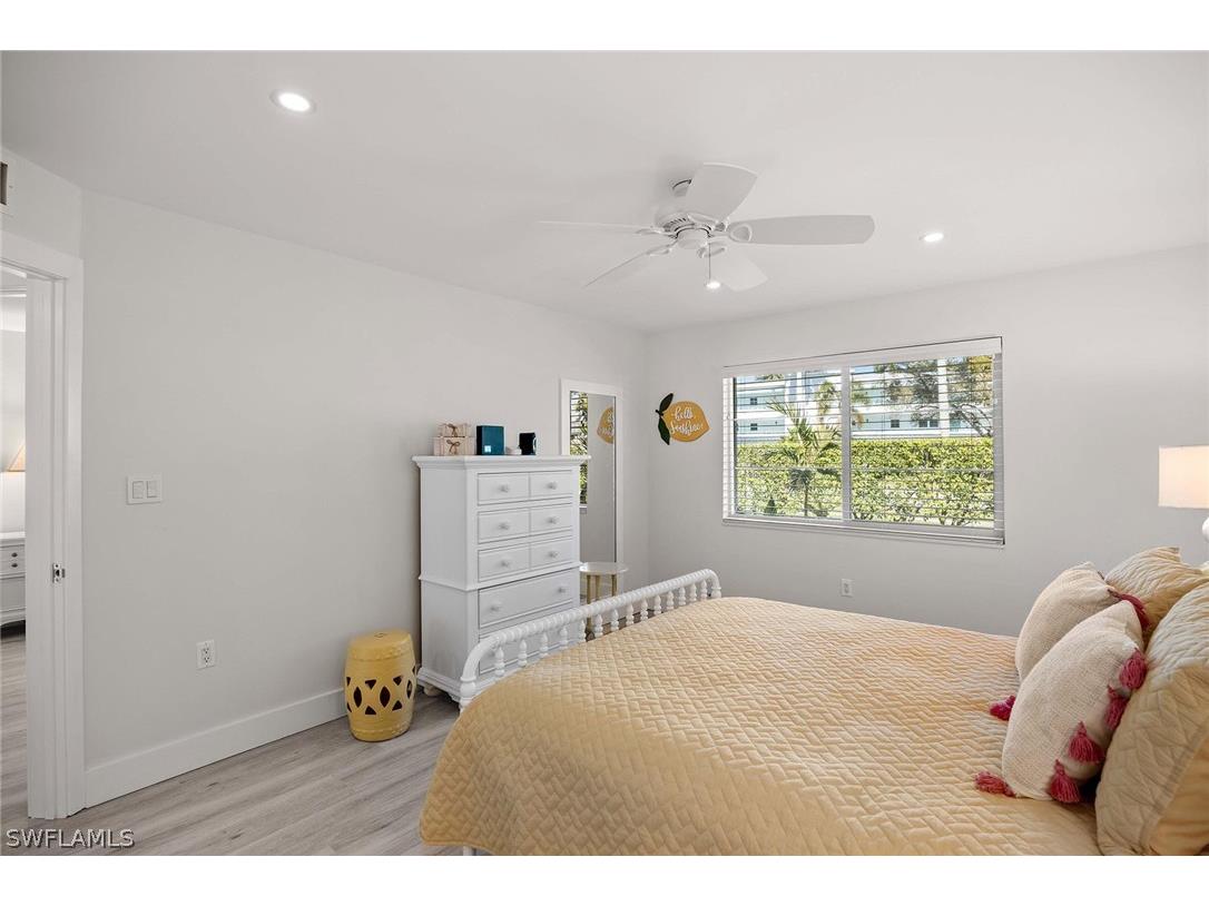 350 Harbour Drive #350 Naples FL 34103 226006977 image19