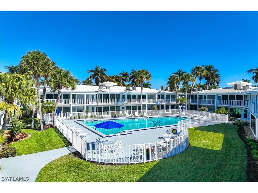 350 Harbour Drive #350 Naples FL 34103 226006977 image4